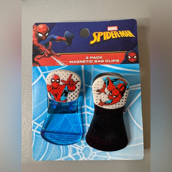 Marvel Other - Marvel Spider-Man 2-Pack Magnetic Bag Clips - Blue & Black